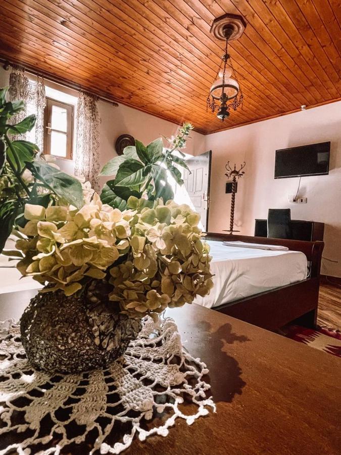 L&I Apartment Берат Екстериор снимка